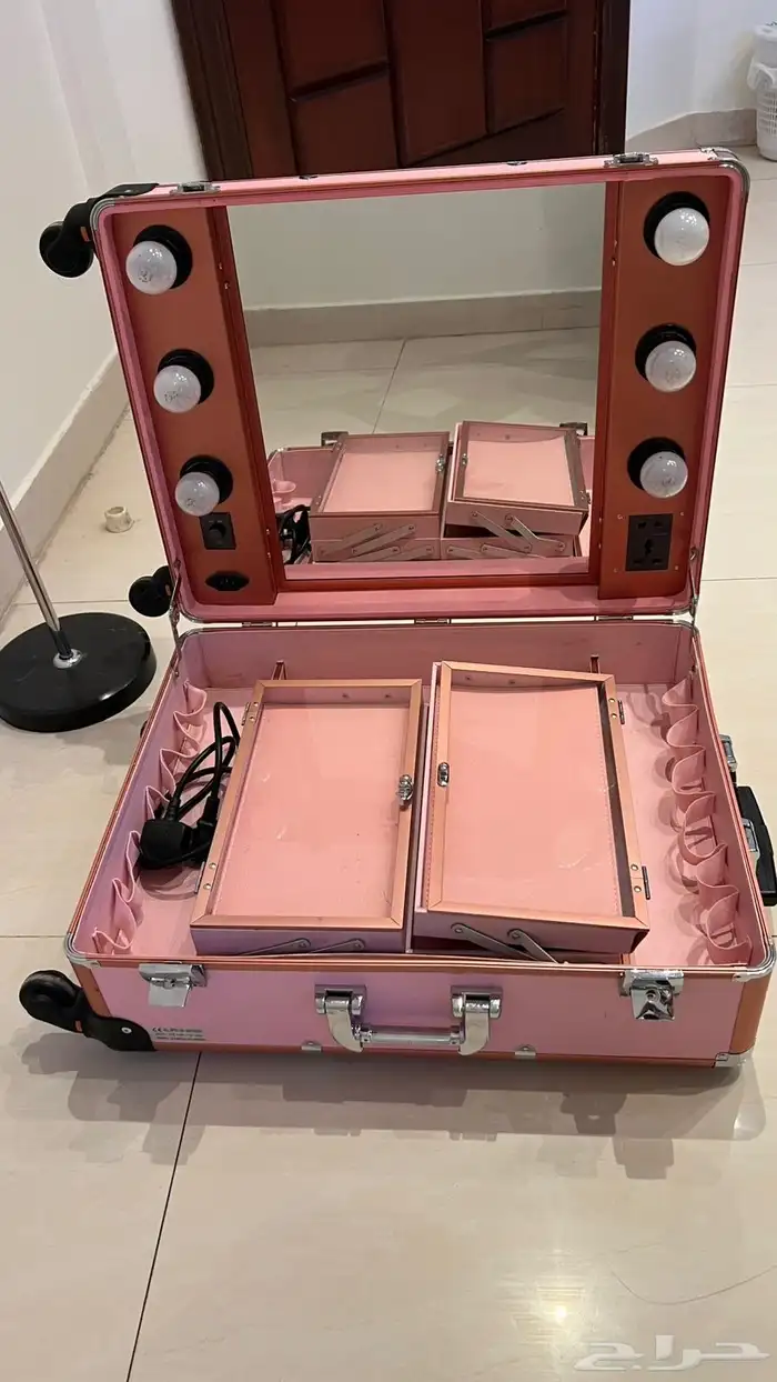 شنطة مكياج 4