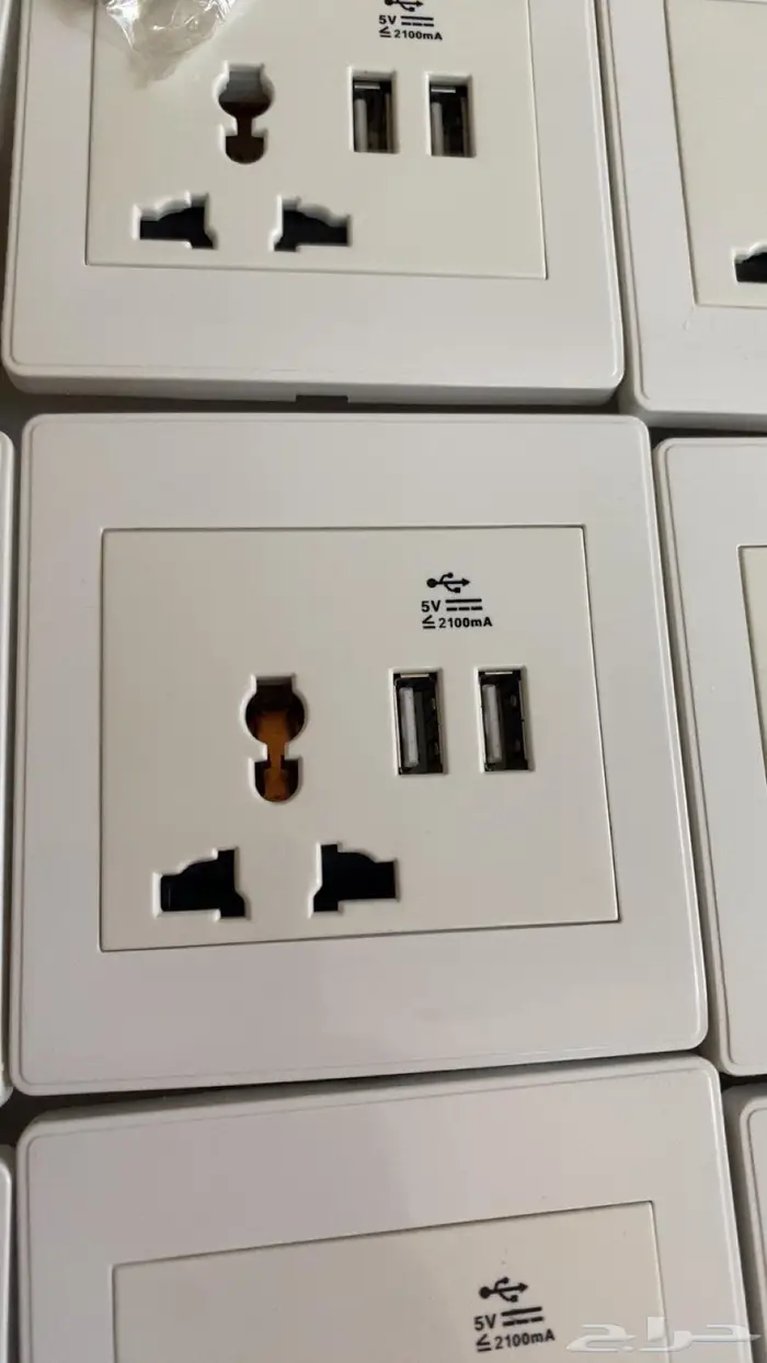 افياش كهرباء ثلاثي مع USB جديدة جودة عاليه بسعر مميز 1