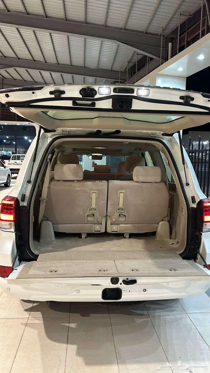 لاندكروزر جي اكس ار ديزل فل كامل 2021 6