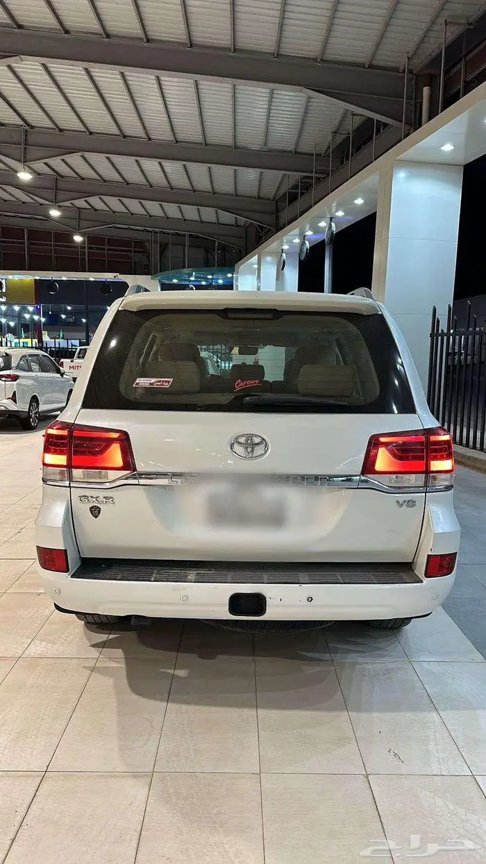 لاندكروزر جي اكس ار ديزل فل كامل 2021 7