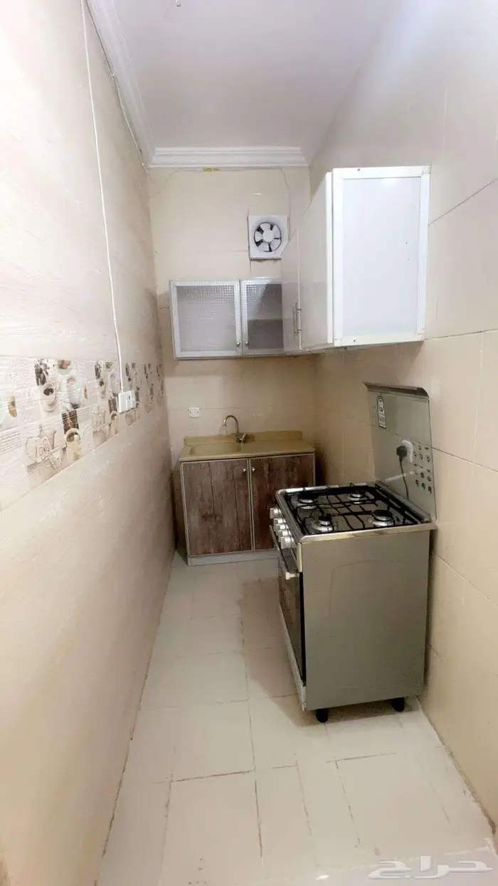 شقه2 للايجار عوائل بموقع مميز مفروشه بحي الصفا 1