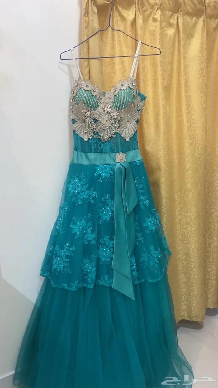 فساتين متفرقة كل قطعة ب(10) ريال 7