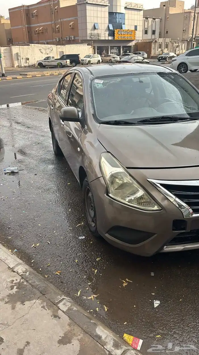 للإيجار نيسان صني 2016 1