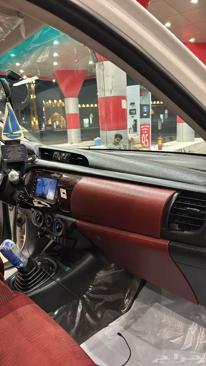 تويوتا هايلوكس 2020 بنزين ع الشرط 10