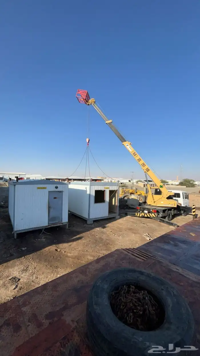 للبيع كرين 7 طن تدانو نيسان 4