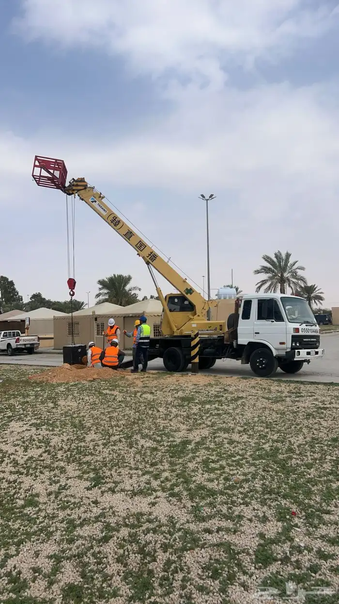 للبيع كرين 7 طن تدانو نيسان 0