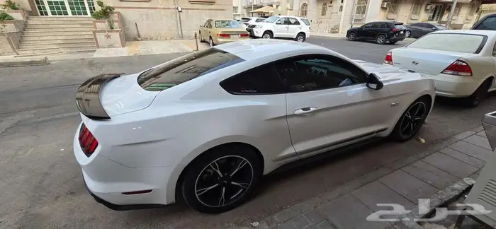 موستنج GT California Special V8 2016 10
