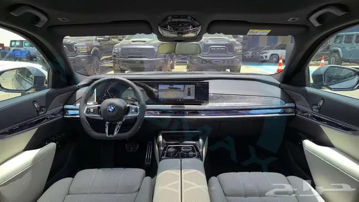 بي ام دبليو 735i M 2026 خليجي اصفار مع ضمان الوكيل 2