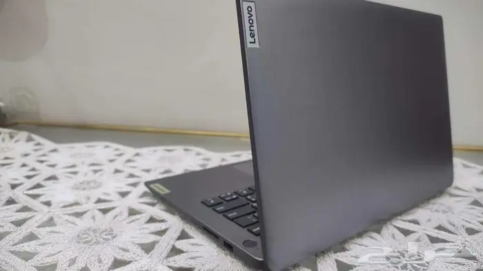 لابتوب لاب توب Lenovo i3 مواصفات ممتازة 0