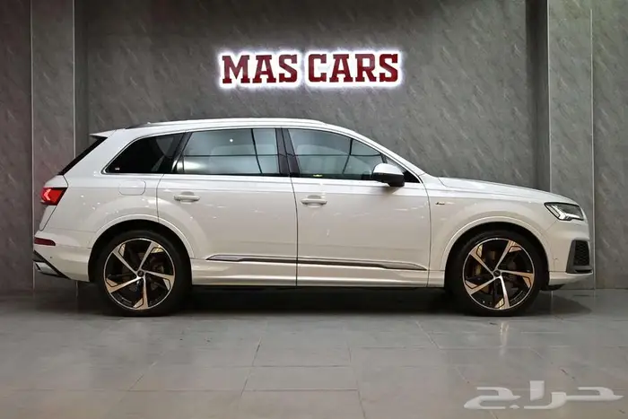اودي Q7 s line 2024 سعودي 3