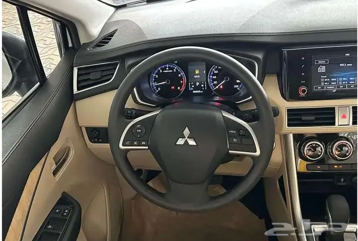 ميتسوبيشي اكسباندر فل 2025 8