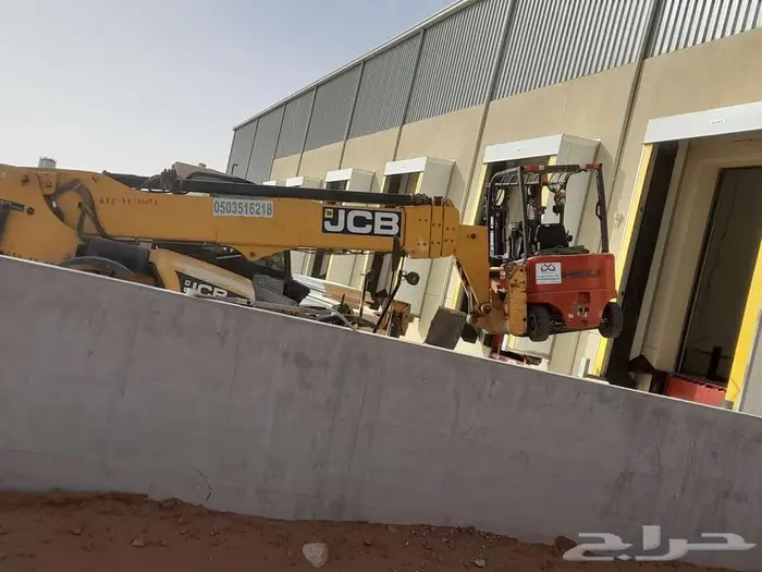 لتأجير الرافعات الشوكيه رافعات جي سي بي كرينات 5