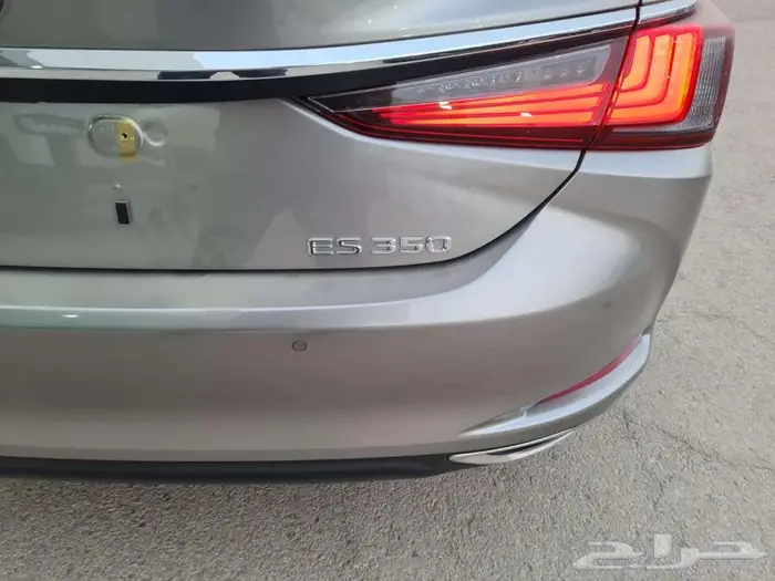 LEXUS ES350 2025 8