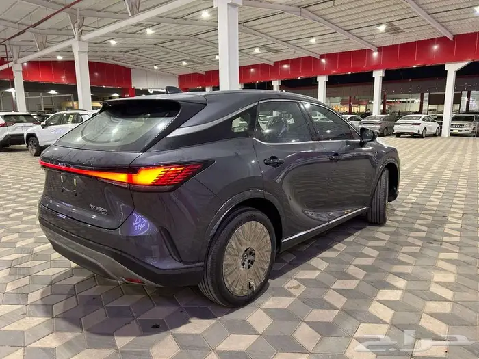 لكزس RX 350 BH موديل 2025 كاش او دفعتين ( صفر هامش ربح ) 3