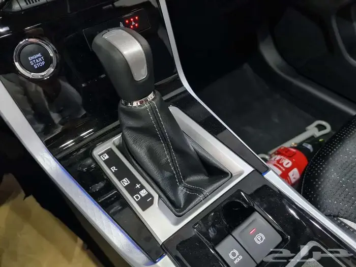 تويوتا فيلوز 5