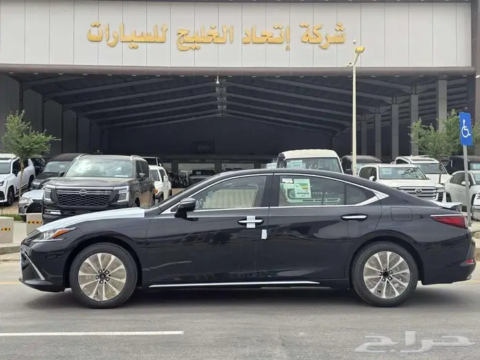 لكزس ES350 نص فل CC 2025 بريمي (اقساط جميع البنوك) 3