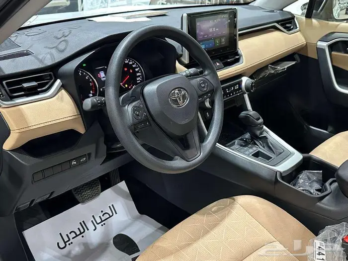 تويوتا راف فور XLE بنزين 2025 كاش واقساط 5