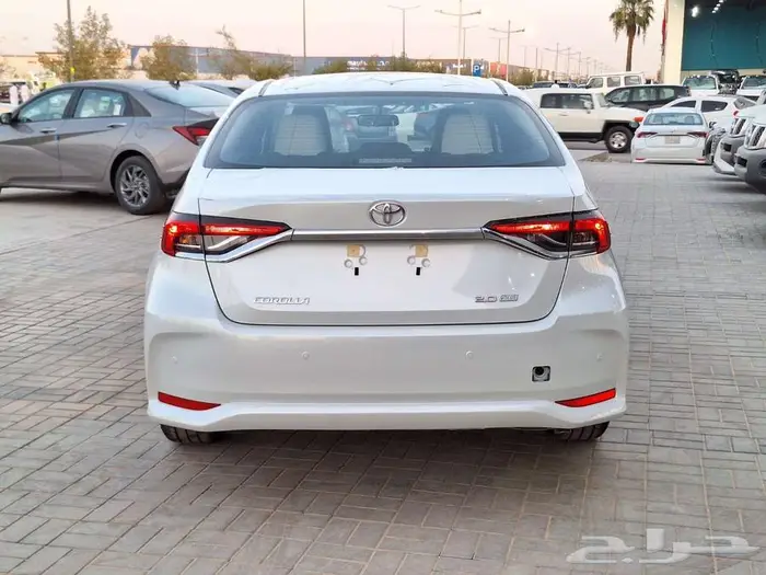 كورولا XLI نص فل مكينة 2.0 (بريمي) 2025 كاش وتقسيط 5