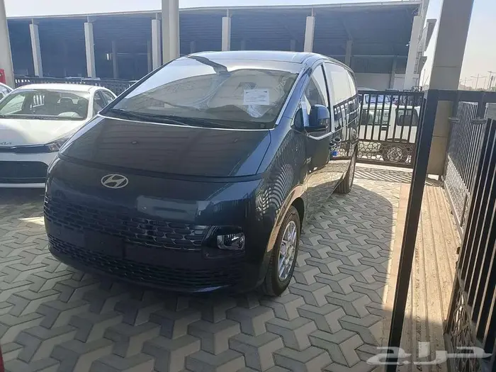 هيونداي ستاريا 2025 ديزل 9ركاب 2