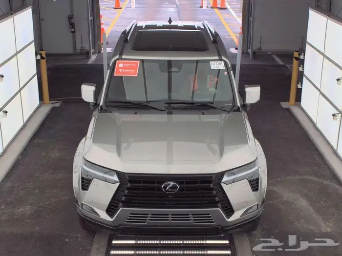 لكزس GX550 بسعر 435 ألف واصل للبيت 1