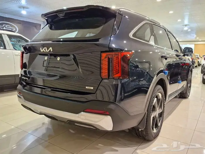 كيا سورنتو ستاندر 2025 سته سلندر بسعر مميز 5