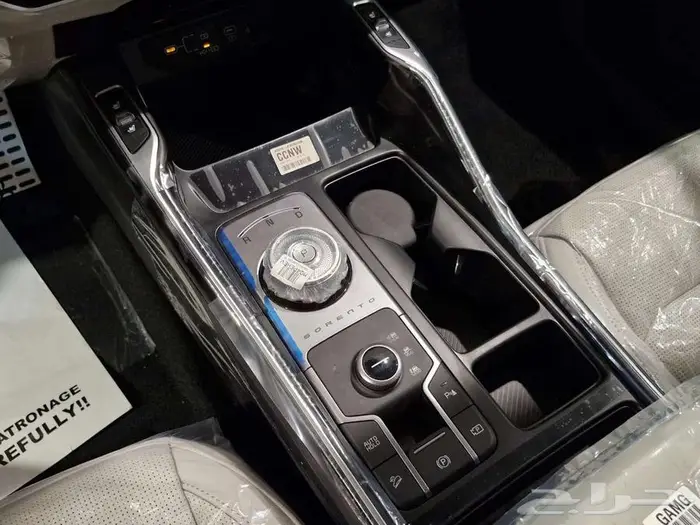 كيا سورنتو ستاندر 2025 سته سلندر بسعر مميز 3