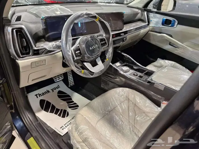 كيا سورنتو ستاندر 2025 سته سلندر بسعر مميز 13