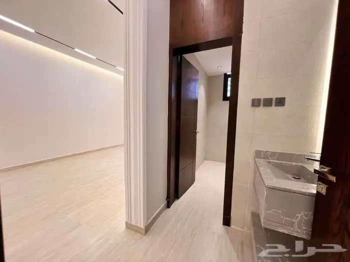 شقة دور أرضي أبها حي الروابي 2