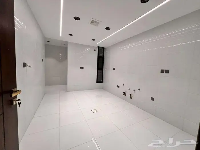 شقة دور أرضي أبها حي الروابي 5