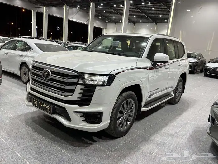 لاندكروزر فل كامل الساير 2025 1