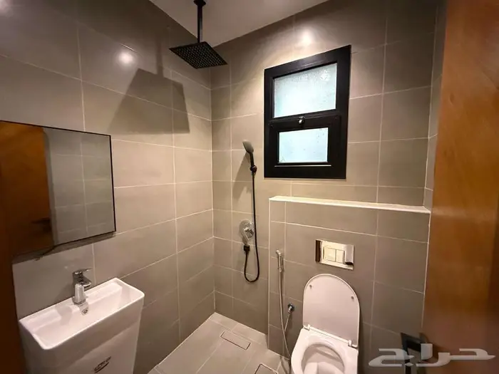 شقة جديدة للإيجار   حي النرجس (موقع مميز وراقي) 3