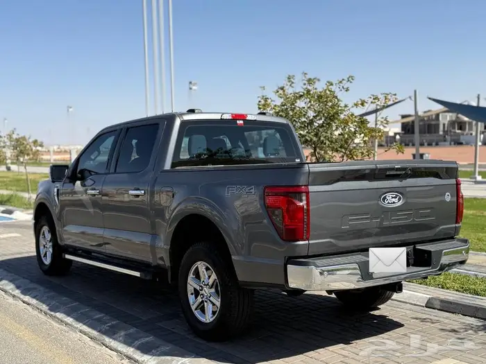 فورد اف 150 xlt موديل 2024 6