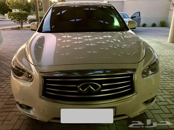 انفينيتي QX60 نظيف مخزن للمستخدم 2