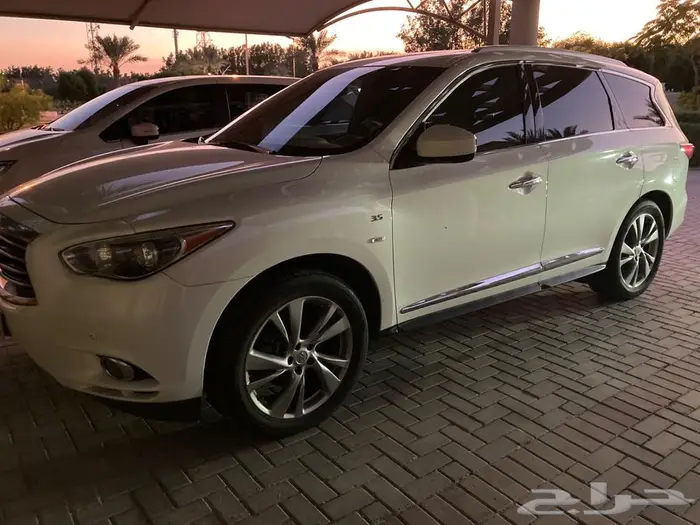 انفينيتي QX60 نظيف مخزن للمستخدم 5