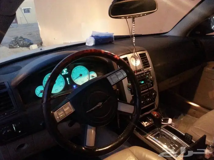 للبيع كرايسلر 2006 هيمي 2