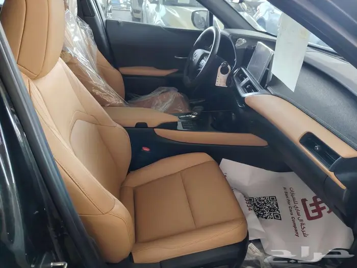 لكزس UX300. هايبرد 2024 9