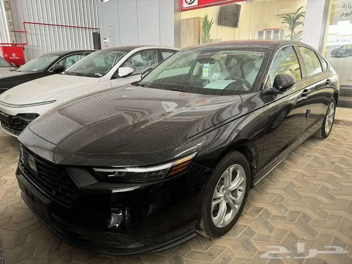 هوندا اكورد LX 13