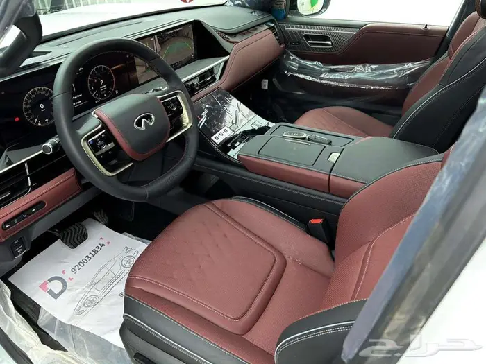 انفينتي QX80 اوتو جراف 2025 قيادة تجمع بين القوه والفخامه 18