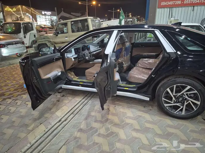 هونداى ازيرا كلاسيك اسود 2026 4