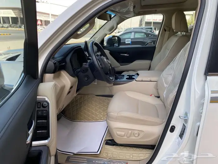 تويوتا لاندكروزر VXR 2024 8