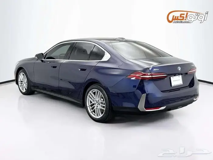2024 بي إم دبليو 530i سيدان 1