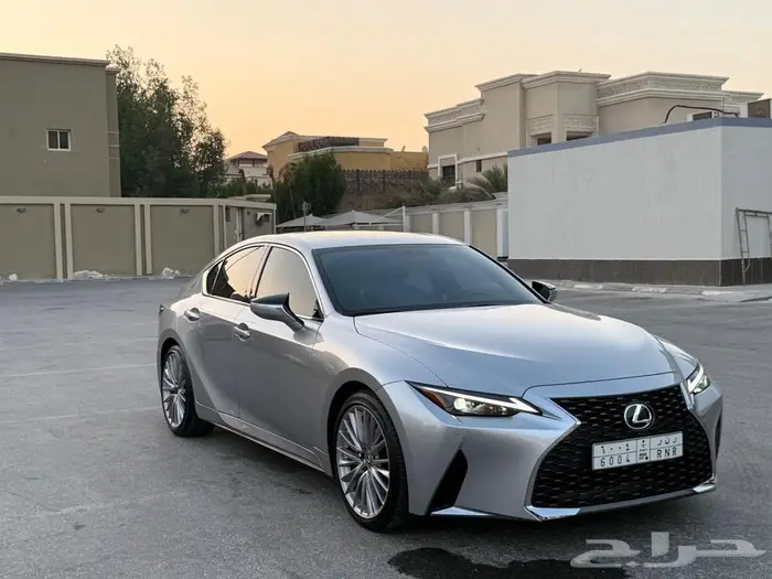 لكزس (is350 فل كامل 6 سلندر) جديدة بأكياس الوكالة 1
