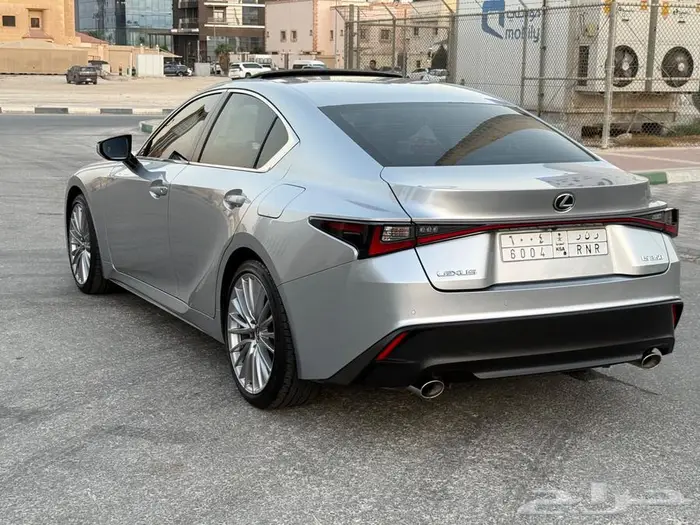 لكزس (is350 فل كامل 6 سلندر) جديدة بأكياس الوكالة 16