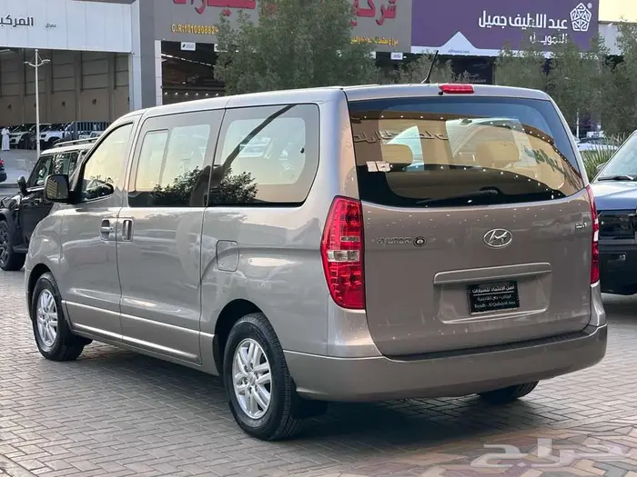 هيونداي H1 28