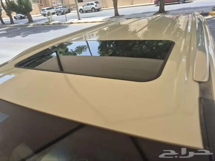 لاندكروزر 2023 GXR 4 مخزن للبيع 1800 كيلو فقط 7