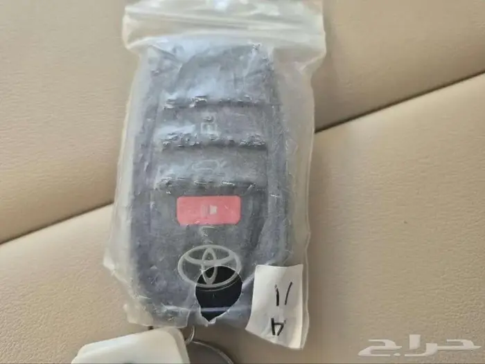 لاندكروزر 2023 GXR 4 مخزن للبيع 1800 كيلو فقط 14