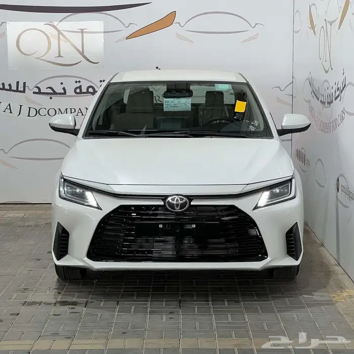 تويوتا يارس Y بلس نص فل بنزين تماتيك سعودي 2026 1