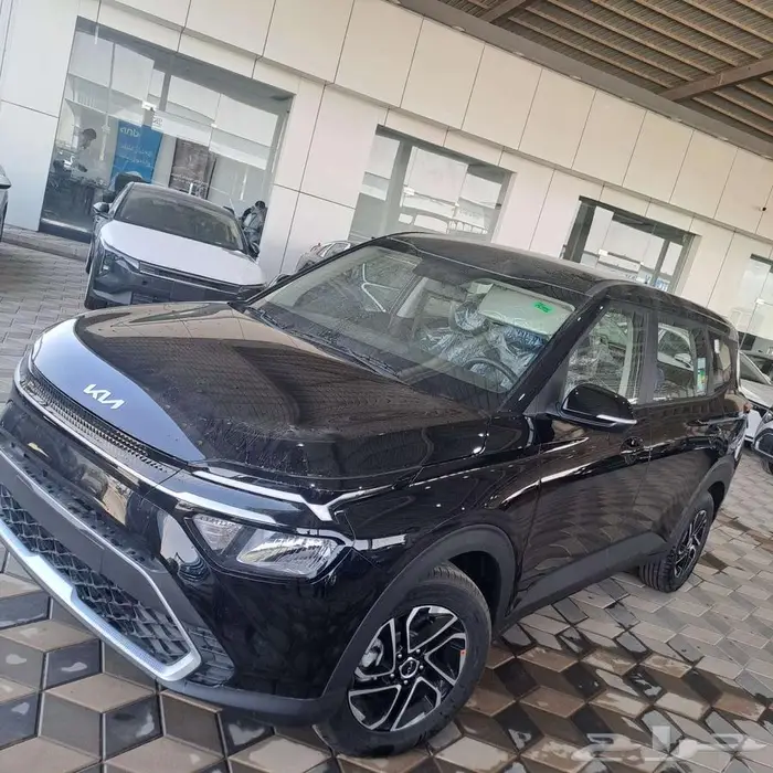 كيا كارينز استاندر - 2025 - kia carenz عررروض سفنز 6