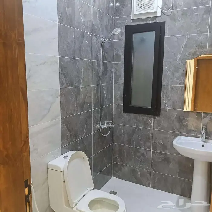 شقة للايجار بحي الريان بجدة 8