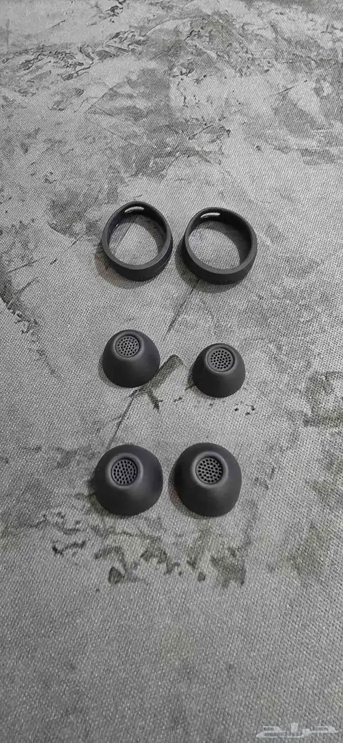 سماعة سامسونج galaxy buds fe مع كامل اغراضها 4